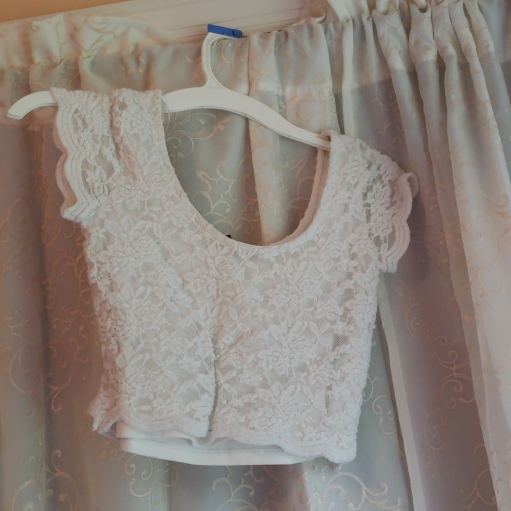 Lace crop top